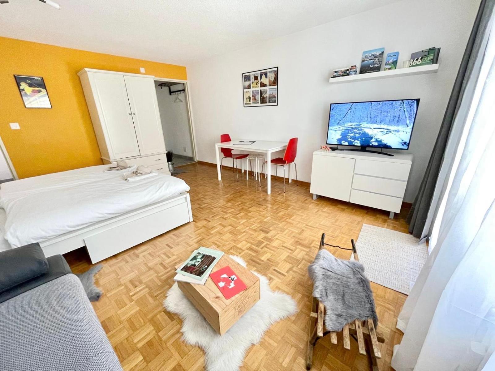 Studio Wolli - Stylish & Central - Steps To Matterhorn Gondola 체르마트 외부 사진
