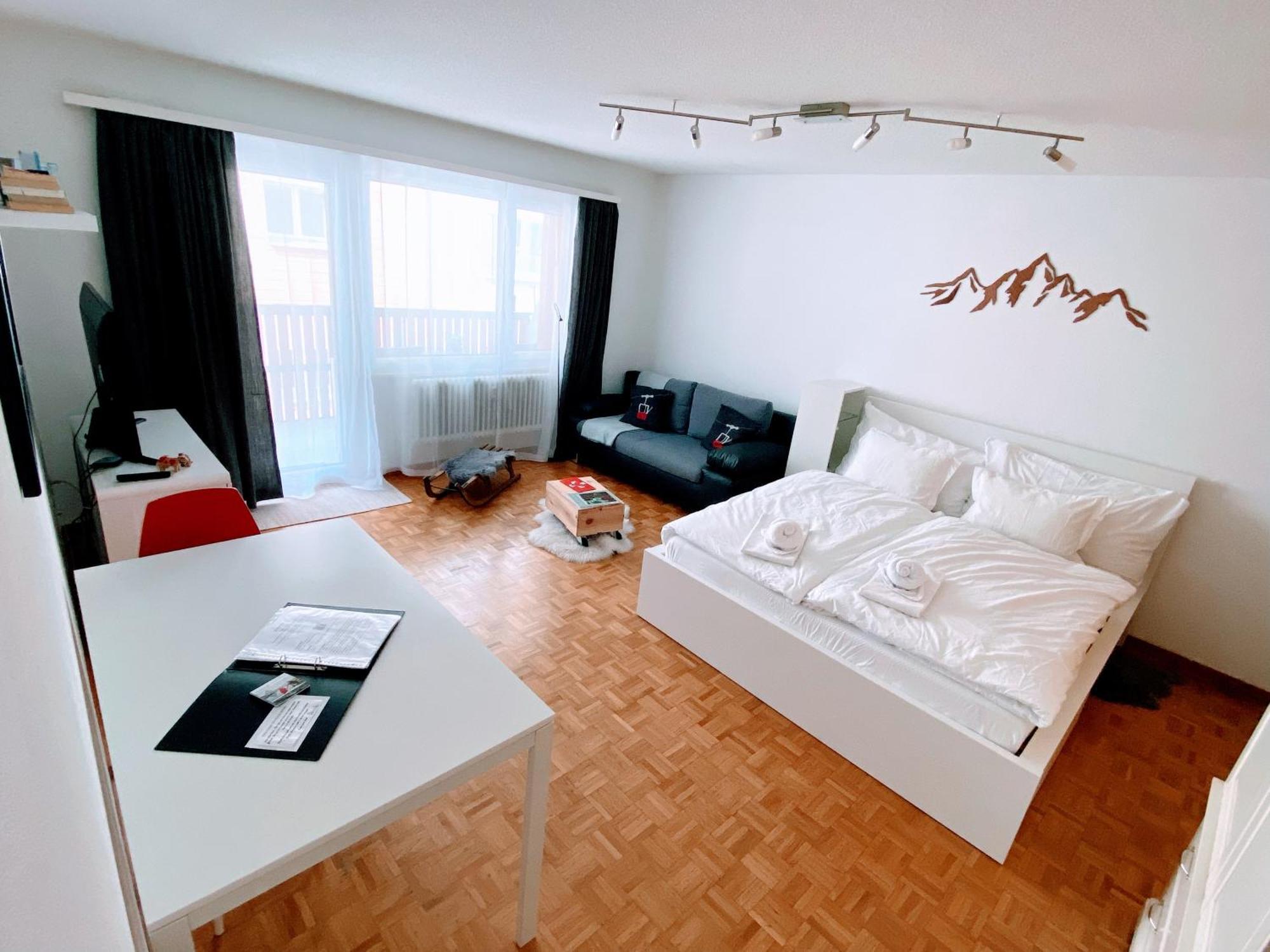 Studio Wolli - Stylish & Central - Steps To Matterhorn Gondola 체르마트 외부 사진